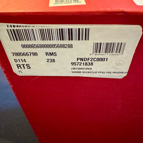 Valentino Rockstud Nude Heels Women’s Sz 36 US6 - Picture 14 of 15